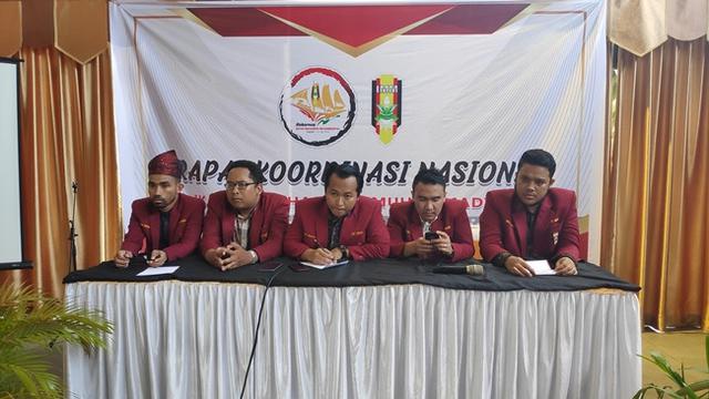 Pengurus DPP IMM mengajak kaum millenial ambil peran untuk mempersatukan Indonesia usai Pilpres 2019.