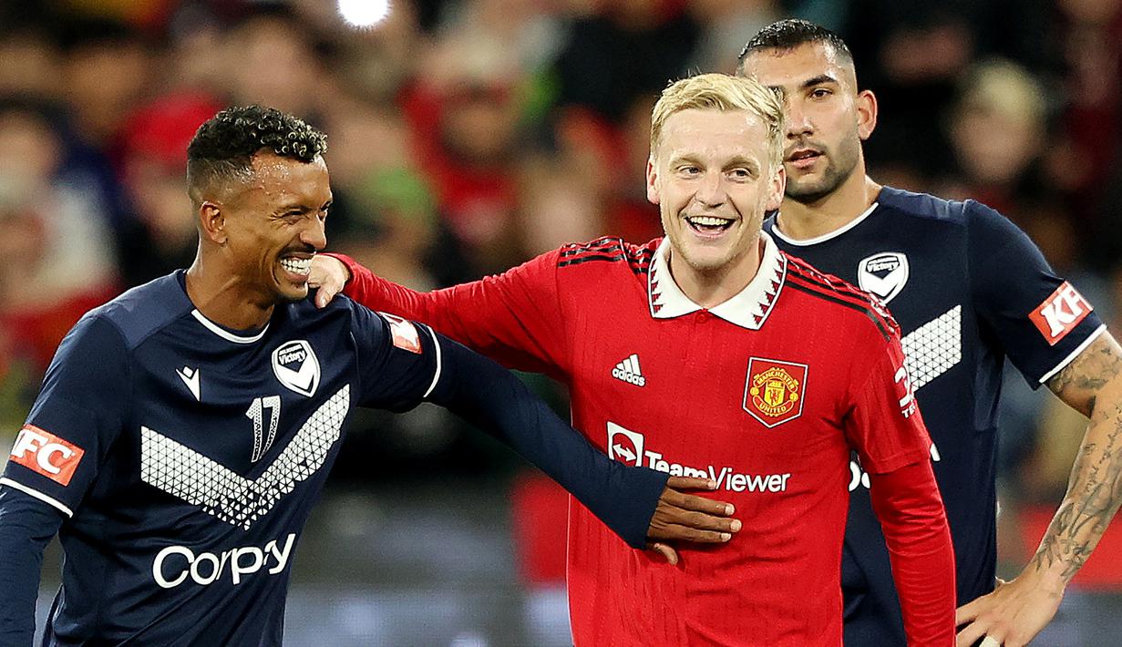 Memang dengan masuknya Nani di akhir pertandingan tidak memberikan perubahan untuk Melbourne Victory. Namun pertandingan ini cukup membayarkan kerinduan bagi fans Setan Merah yang ingin melihat kembali aksi-aksi kompatriot Cristiano Ronaldo tersebut semasa membela Manchester United. (AFP/George Salpigtidis)