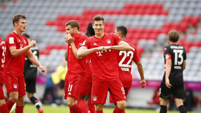 Striker Bayern Munchen, Robert Lewandowski (Twitter Munchen)