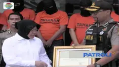 Wali Kota Surabaya Tri Rismaharini marahi enam pengedar pil double L atau pil koplo antar-provinsi.