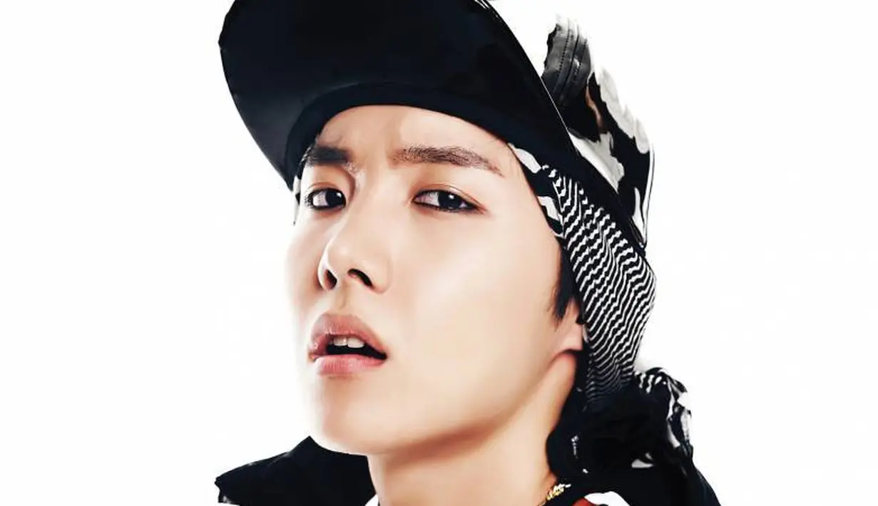 Mixtape itu sendiri berhasil menempati urutan pertama di chr album iTunes di total 63 negara, termasuk Indonesia, Amerika, Inggris, dan Brazil. (Foto: Allkpop.com)