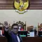 JPU pada Komisi Pemberantasan Korupsi (KPK) juga membeberkan nominal suap yang dilakukan Hasto Kristiyanto, yakni berjumlah 57.350 dolar Singapura atau setara Rp 600 juta. (Liputan6.com/Herman Zakharia)