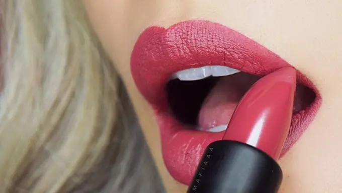 Foto: copyright Instagram @thelipstickmafiaaa