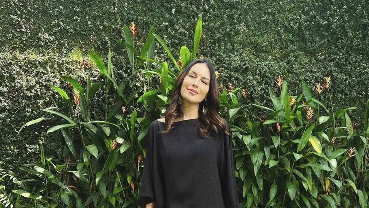 Sophia Latjuba Mix and Match Kain Sarung