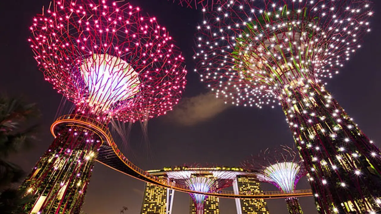 [Bintang] Singapura