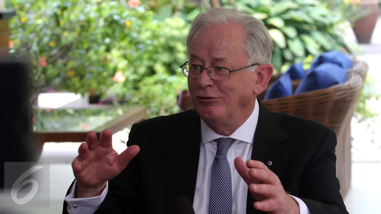 20150921- Andrew Robb-Jakarta