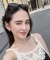 Syifa Hadju saat Honeymoon ke Eropa. [@syifahadju]