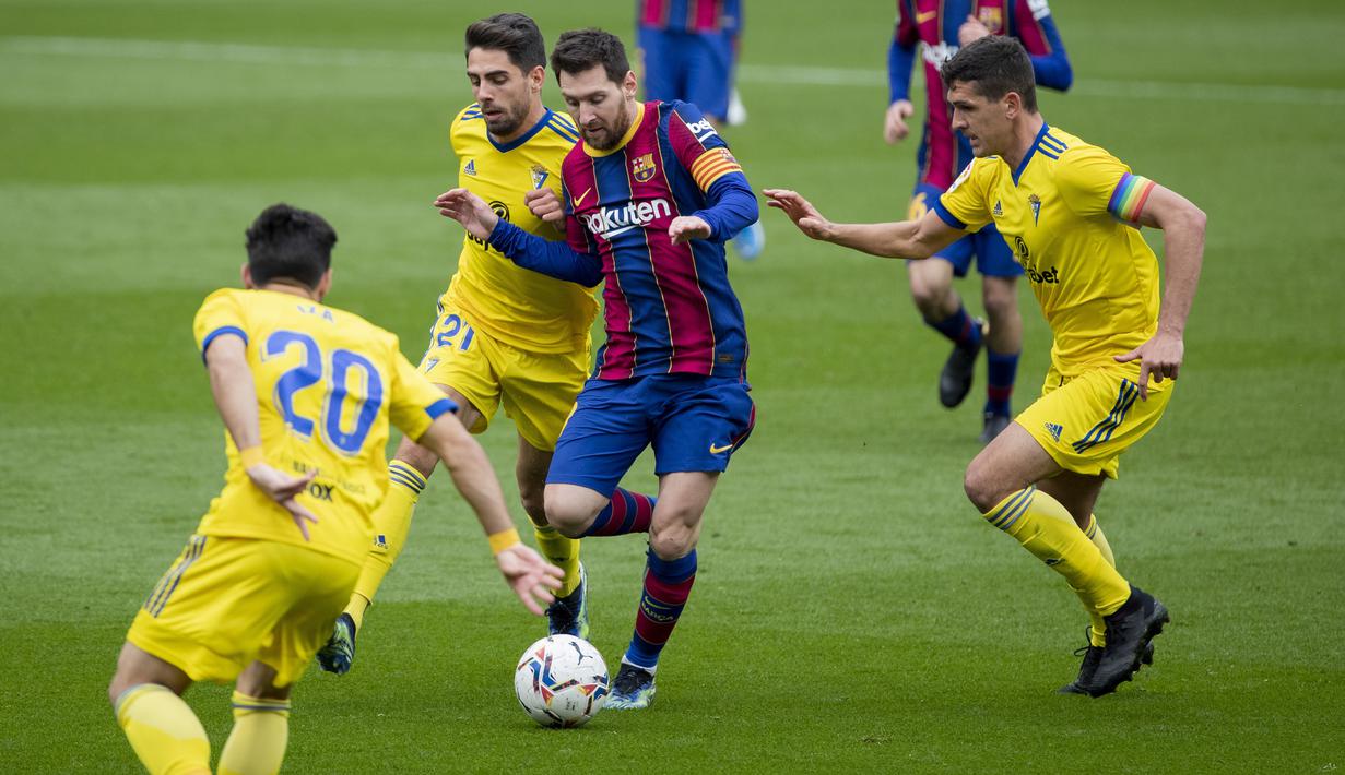 Barcelona mencatatkan penguasaan bola sebesar 81 persen pada pertandingan kali ini, dan menghasilkan 19 tembakan. Namun, segala upaya yang dilakukan Messi dkk tak kunjung membuahkan gol tambahan. (Foto: AP/Joan Monfort)