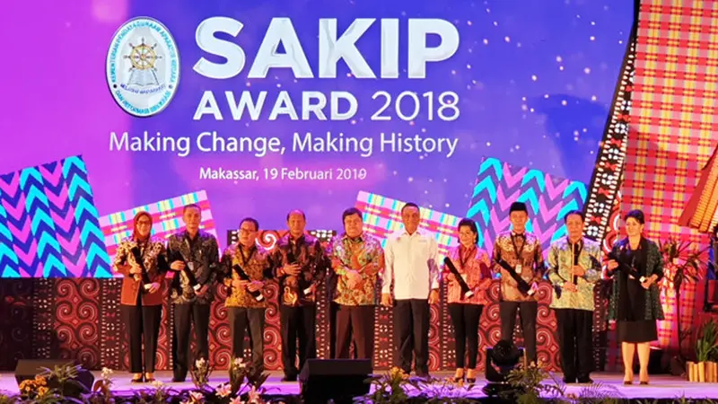 Kota Bitung Terima Penghargaan SAKIP Award 2018 Kategori B dari Menpan-RB