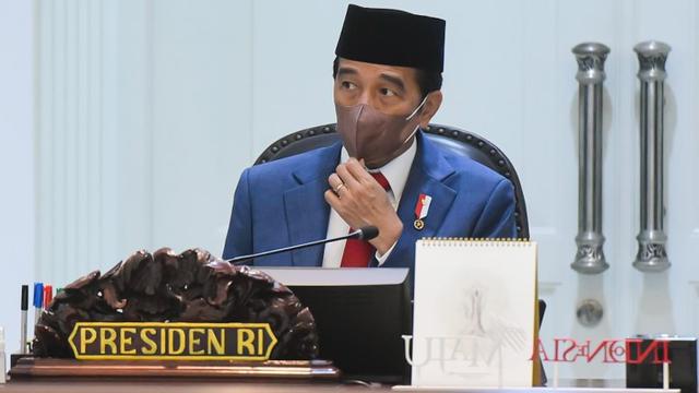 <span>Presiden Joko Widodo (Jokowi) saat Sidang Kabinet Pengarahan Presiden dan APBN 2022 di Istana Kepresidenan Jakarta pada Rabu, 17 November 2021. (Dok Sekretariat Kabinet RI)</span>