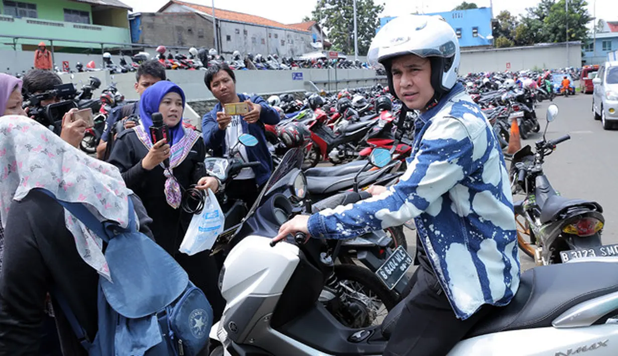 Pria kelahiran Jakarta 27 tahun itu memiliki alasan kuat hingga menjual mobil mewah kesayangan almarhum Olga Syahputra. (Deki Prayoga/Bintang.com)