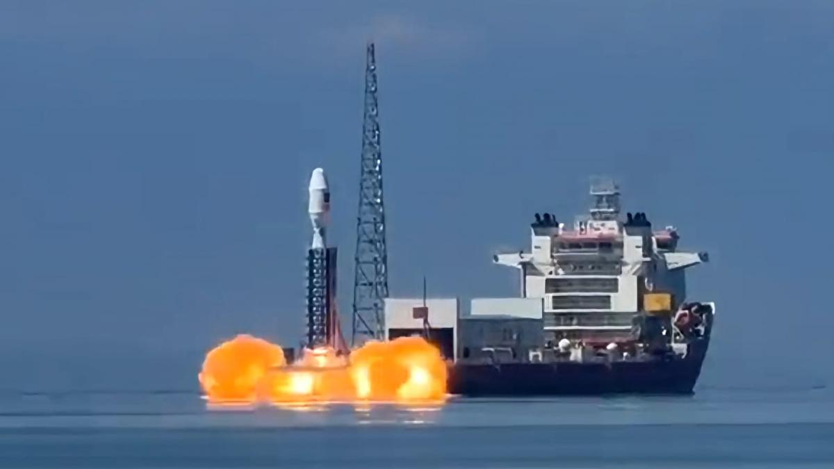 Alasan Satelit Lampung-1 Belum Bisa Pantau Anak Krakatau