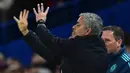 Sifat Arogan dan kontroversial dari Jose Maurinho juga akan berdampak bagi pecinta sepokbola di Indonesia, Daripada menggaji pelatih ratusan Miliar lebih baik benahi infrastruktur sepakbola Indonesia yang jauh ketinggalan. (BEN STANSALL / AFP)