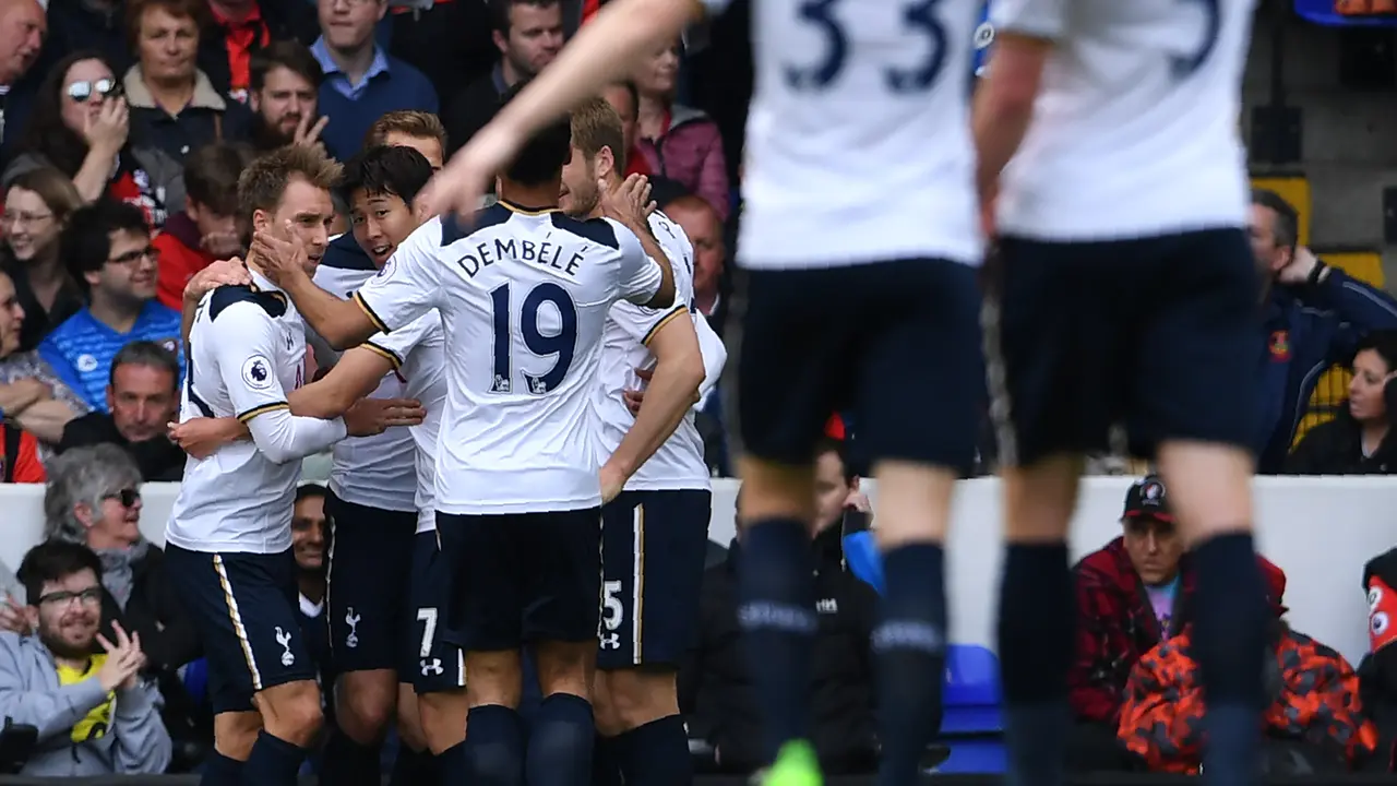 Tottenham Hotspur berharap Chelsea kehilangan poin saat melawan Manchester United (MU)