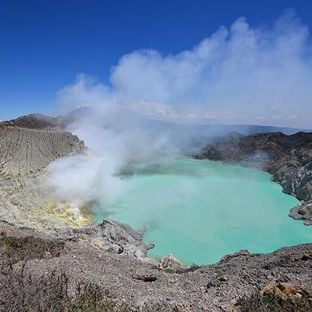 Wisata Alam Kawah Gunung Ijen Sudah Dibuka Kembali Pengunjung