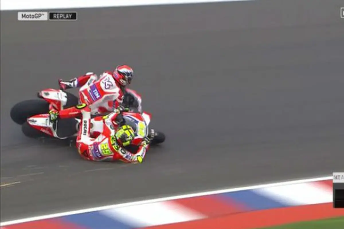 Andrea Iannone - Andrea Dovizioso 