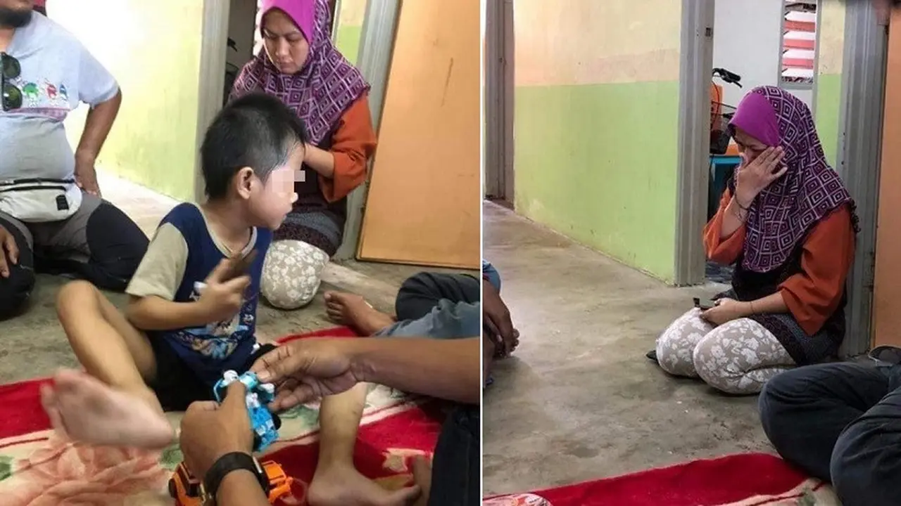 Anak punguti makanan sisa