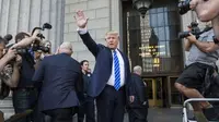 Donald Trump Usir Wartawan Keturunan Meksiko saat Konferensi Pers