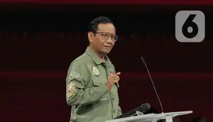 Calon Wakil Presiden nomor urut 3, Mahfud Md saat debat keempat Capres-Cawapres Pemilu 2024 di Jakarta Convention Center (JCC), Jakarta. (Liputan6.com/Angga Yuniar)