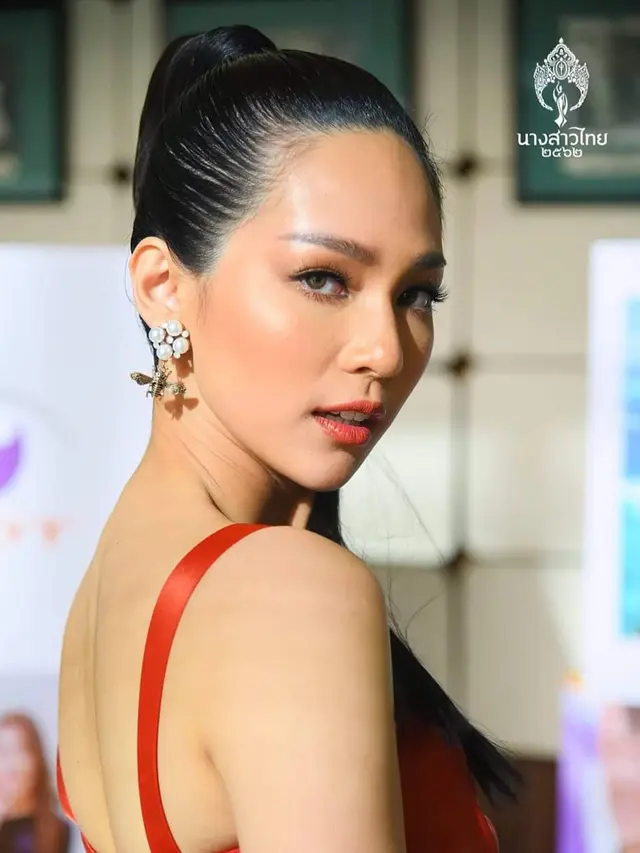 6 Potret Sireethorn Leeramwat, Miss Thailand yang Rebut Mahkota Miss International 2019