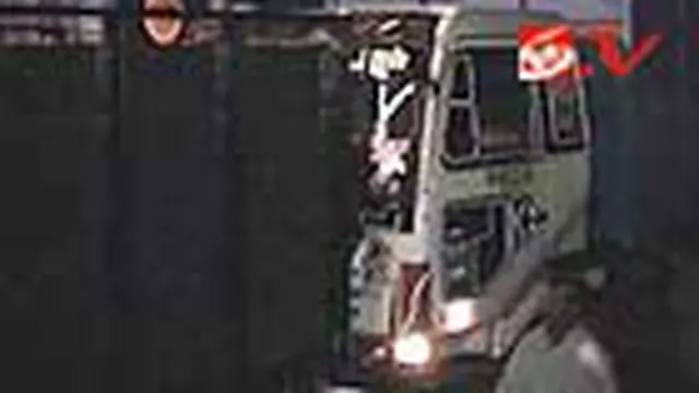 Lima Pengendara Sepeda Motor Dihantam Truk