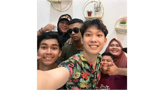 6 Momen Tujuh Sosok Viral Tahun 2022 Kumpul Bareng, Bonge Hingga Alif Cepmek