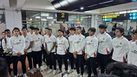 Para pemain dan ofisial Timnas Indonesia U-20 tiba di Bandara Soekarno-Hatta, Tangerang, Banten, Selasa (8/9/2026). (Bola.com/Hery Kurniawan)