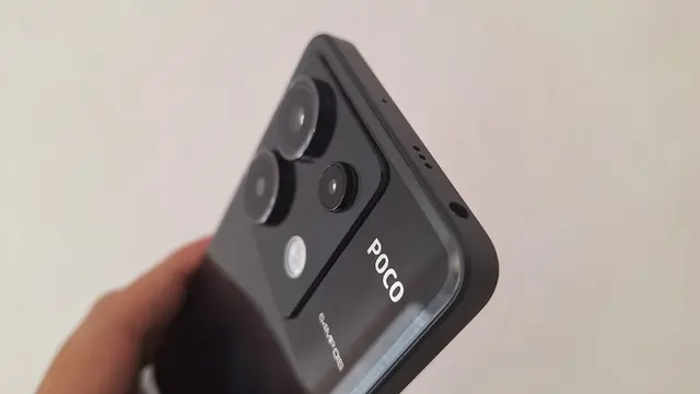 Poco X6 5G (Liputan6.com/Giovani Dio Prasasti)