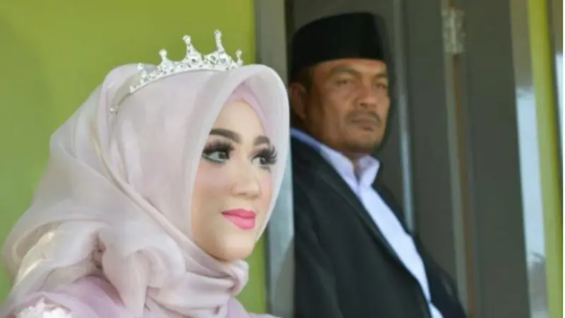 Viral, Foto Istri Kepala Desa di Lhokseumawe yang Cantik bak Barbie