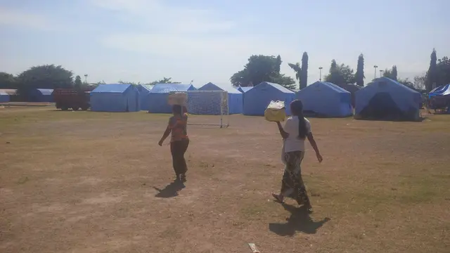 suasana lengang di pengungsian GOR Swecapura