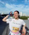 Aaliyah Massaid memamerkan medali di mana ia berhasil menempuh jarak lari 10KM. "Alhamdulillah finish first ever 10K race," tulis Aaliyah. [Foto: Instagram/aaliyah.massaid]