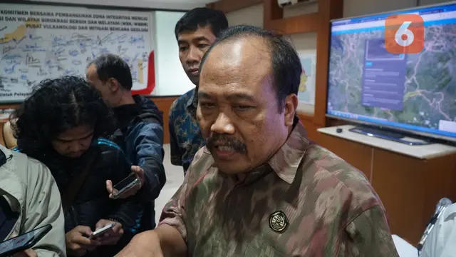 Kepala Pusat Vulkanologi dan Mitigasi Bencana Geologi (PVMBG) Kasbani