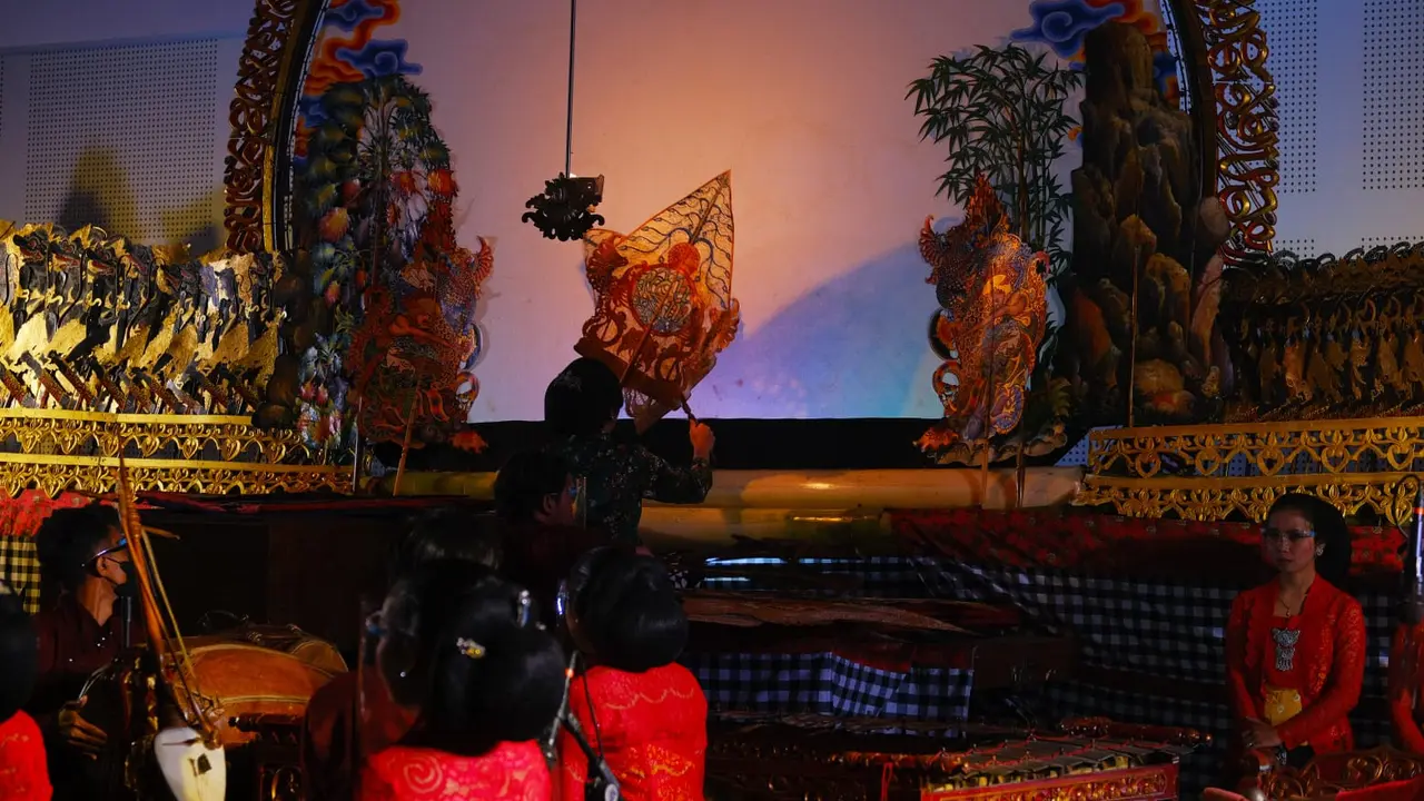 Makna Cerita Dalam Pagelaran Wayang Kulit, Sumber Inspirasi Membangun Karakter
