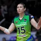 Yolla Yuliana sedang menjadi pusat perhatian akhir-akhir ini. Hal itu dikarenakan Yolla populer sebagai pevoli handal dan cantik yang sukses antar Jakarta Pertamina Fastron jadi runner up di ProLiga 2023. Pemain nomor 23 ini selalu sukses bikin salfok saat bertanding. (Liputan6.com/IG/yollayuliana1515)