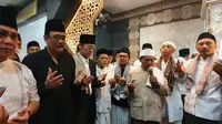 Kader PDIP menggelar salat Idul Adha di Bali sekaligus sebagai rangkaian puncak penutupan Kongres V. (Ahda Bayhaqi/Merdeka)
