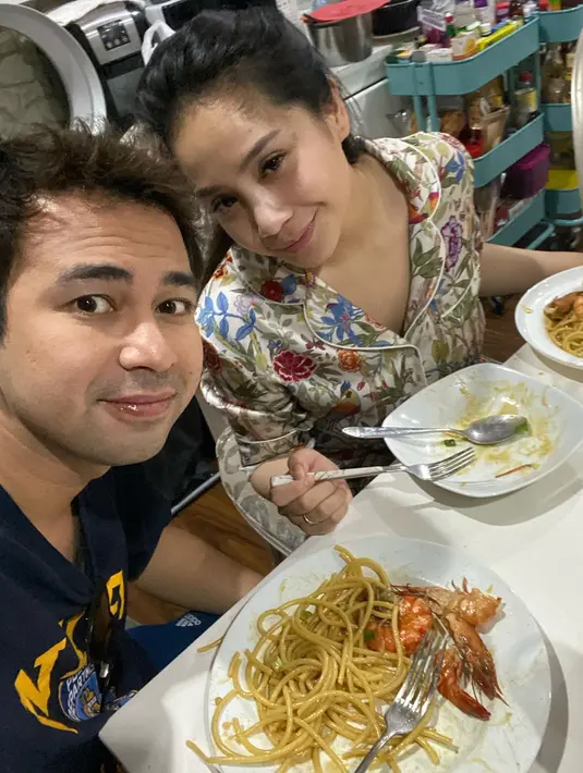 Raffi Ahmad dan Nagita Slavina (Instagram/raffinagita1717)