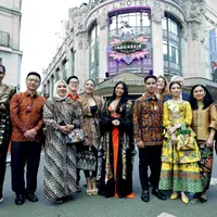 Selvi Ananda Mengenakan Kebaya Modern saat Dampingi Gibran Rakabuming Raka, credit: Shopee