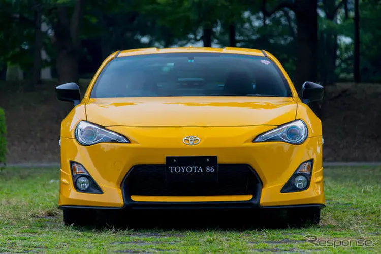 Toyota gt86 приборная панель