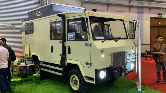 Campervan Tangguh Gaya Timur Tengah "Baghdad" Delima Mandiri. (Liputan6.com/Khizbulloh Huda)
