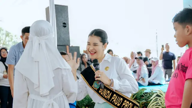 Kampung Ceria Anak Merdeka 2025: Kahiyang Ayu Ajak Anak PAUD Amalkan Ikrar Anak Indonesia Hebat