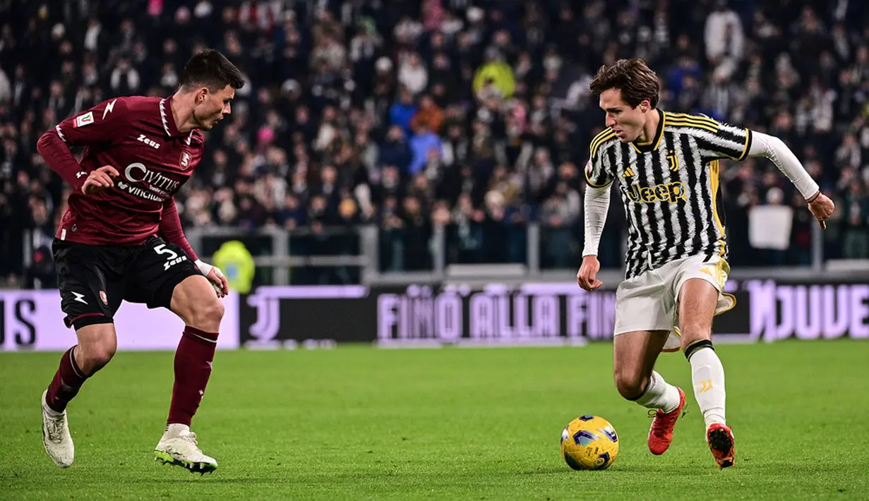 Hujan gol terjadi saat Juventus menjamu Salernitana di babak 16 besar Coppa Italia 2023/2024. Si Nyonya Tua cukur tamunya 6-1 dan memastikan lolos ke perempat final Coppa Italia 2023/2024. (Marco Alpozzi/dpa via AP)