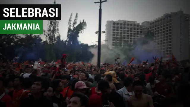 VIDEO: Selebrasi Jakmania di Tempat Nobar Plaza Timur GBK