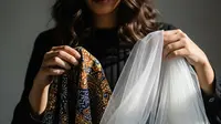 7 Dress Batik Kombinasi Tile Elegan 2025, Koleksi Terbaru Tampilan Mewah dan Anggun