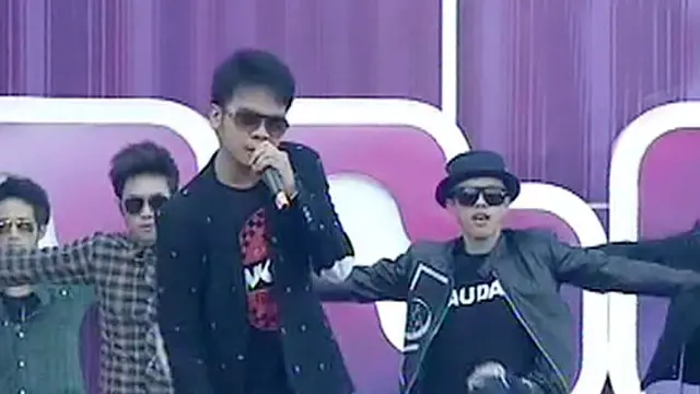 Smash - Hello