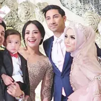 Raffi Ahmad dan Nagita Slavina  mengucapkan kepada Medina Zein atas pernikahannya (Instagram/@medinazein)