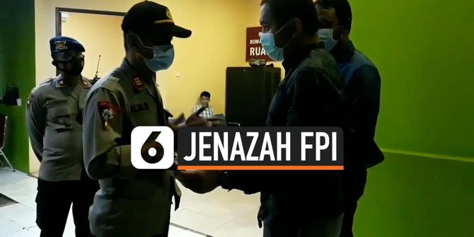 VIDEO: Ingin Bawa Pulang Jenazah Laskar FPI, Pihak Keluarga Berdebat dengan Petugas Polisi