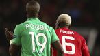 St.-Etienne punya  Florentin Pogba (kiri) sedangkan Manchester United punya Paul Pogba, kedua bersaudara ini harus berhadapan dilapangan demi klub masing-masing pada Liga Eropa di Old Trafford stadium, (16/2/2017). (AP/Dave Thompson)