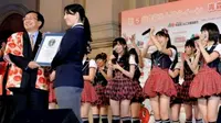 Sister Group JKT48 Ini Pecahkan Rekor Dunia Berkat Apel
