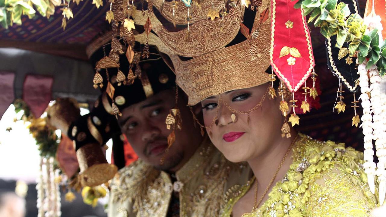 [Bintang] Kahiyang Ayu - Bobby Nasution