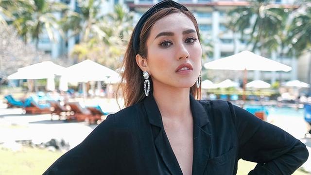 Sudah Jarang Muncul di Layar Kaca, Begini Potret Terbaru Louise Anastasya